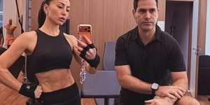 Sabrina Sato exibe abdômen trincado após dias afastada