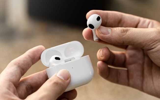 AirPods mais barato e AirPods Max têm lançamento previsto para este ano