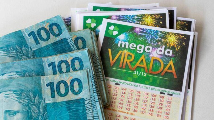 Mega da Virada sorteia R$ 450 milhões; confira maiores prêmios da história