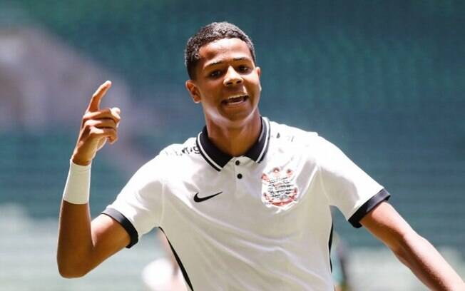 Após gol decisivo na final do Paulistão sub-17, Wesley sonha com o profissional do Corinthians