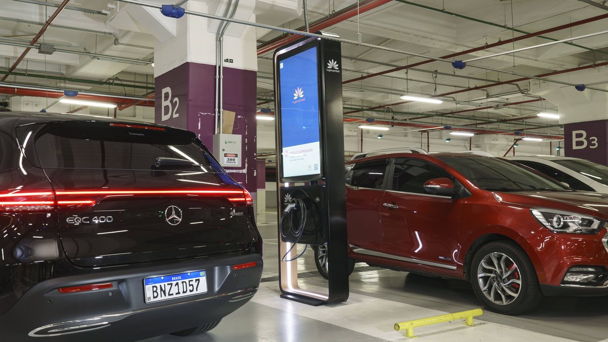  Shopping Centers e mercados, principalmente em São Paulo, oferecem carregadores para carros elétricos