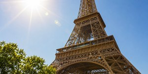 Você sabia que a Torre Eiffel cresce mais de 15 cm no calor?