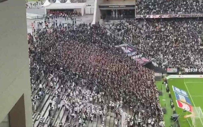 Grêmio vai à CBF e pede portões fechados em jogos do Corinthians 