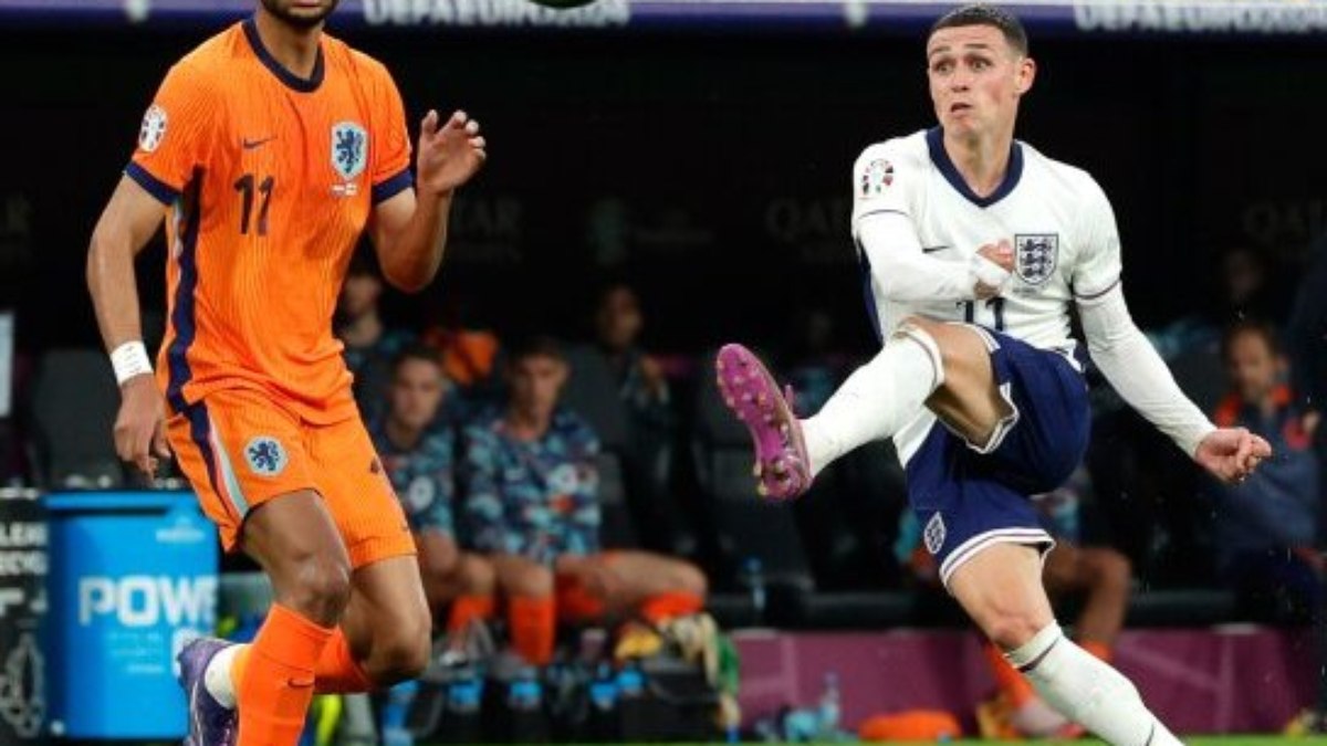 Holanda e Inglaterra fizeram jogo equilibrado na semifinal da Euro