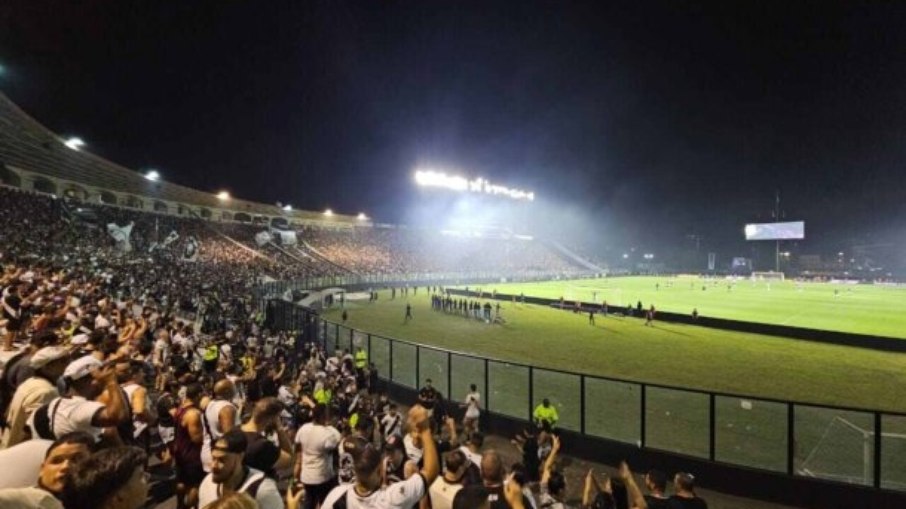 São Januário deve receber clássico entre Vasco e Botafogo