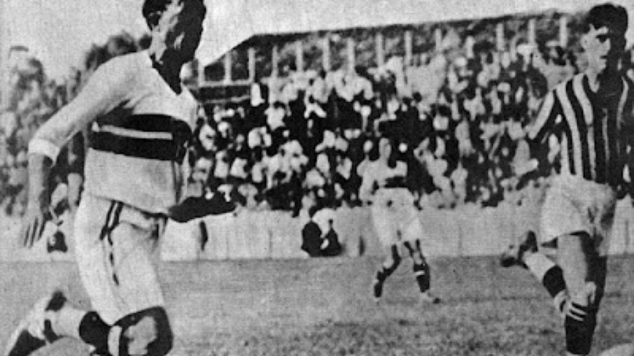 Campeão Paulista em 1931 pelo São Paulo da Floresta