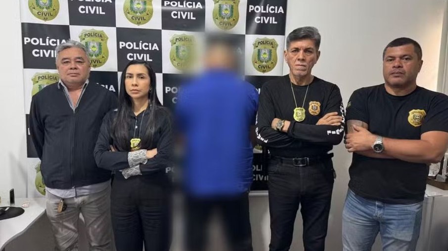Motorista de ônibus é preso suspeito de injúria racial no Amapá Motorista de ônibus é preso suspeito de injúria racial no Amapá