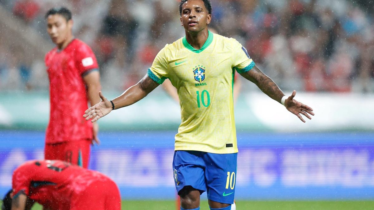 Rodrygo celebra um dos gols contra a Coreia do Sul Rodrygo celebra um dos gols contra a Coreia do Sul