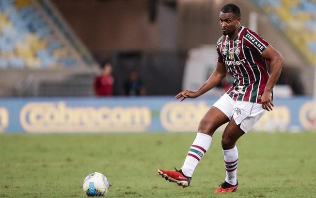 Após crise de lesões e problemas defensivos, Fluminense começa a ter boas notícias na zaga