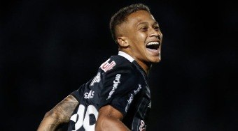 RB Bragantino bate Corinthians e assume liderança do campeonato