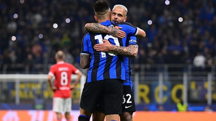 Inter empata e fará clássico com Milan na semifinal da Champions