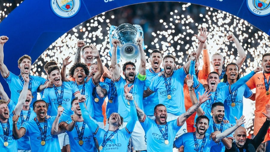 Ilkay Gündoğan liderou o Manchester City ao título da Champions