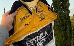 Vídeo: camisa do Criciúma amanhece congelada em Santa Catarina