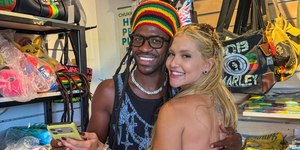 Virginia compartilha fotos com Vini Jr. após viagem à Jamaica