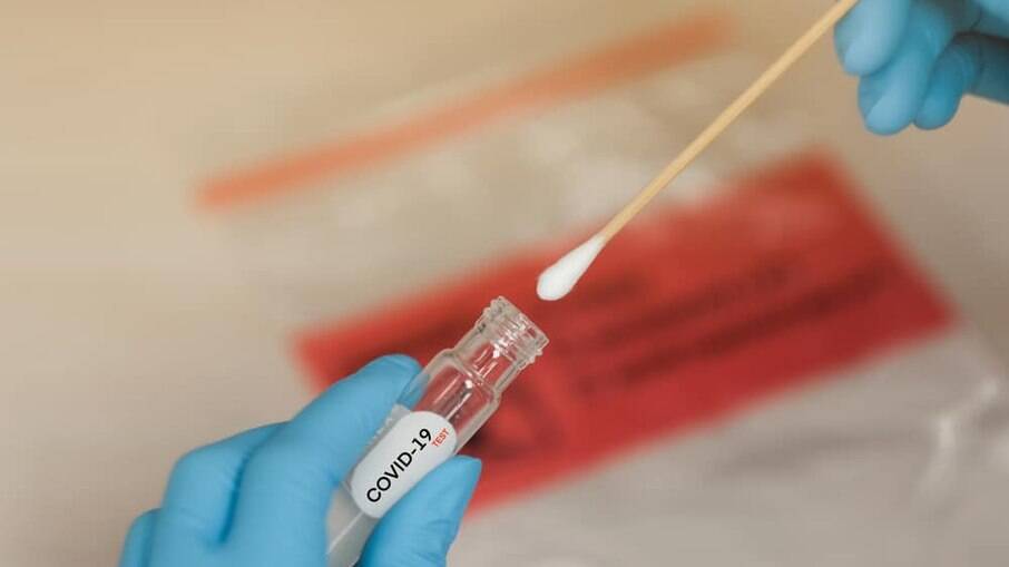 Reino Unido autoriza desafio humano em estudo sobre coronavírusnido em algumas semanas