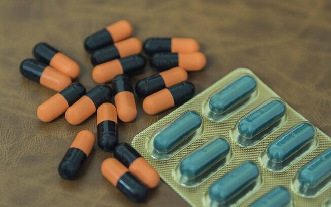 Antibiótico, remédio, medicação, drogas