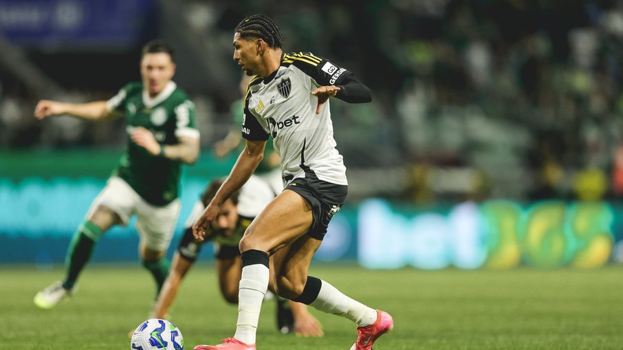 Rony vai à Justiça para rescindir com o Atlético-MG; entenda