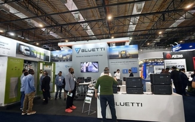 BLUETTI amplia seu portfólio de soluções de armazenamento de energia com soluções para os segmentos comercial, industrial e de veículos recreativos na Intersolar South America 2026.