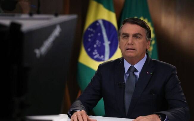Bolsonaro afirma que ex-presidente Collor 'luta pelo interesse do Brasil'
