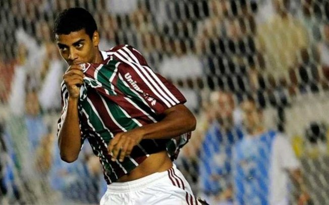 Fluminense encaminha o retorno de Alan, campeão brasileiro em 2010
