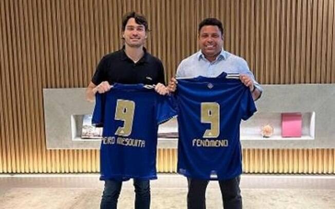 Membro do CG do Santos participa da venda do Cruzeiro para Ronaldo