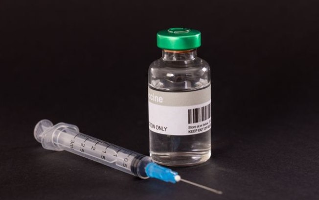 Coagulação pós-vacina da covid vem de respostas imunitárias desreguladas