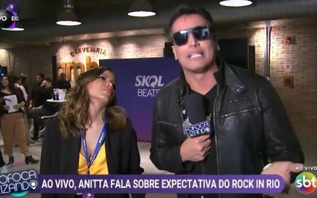 Anitta e Léo Dias ao vio no 