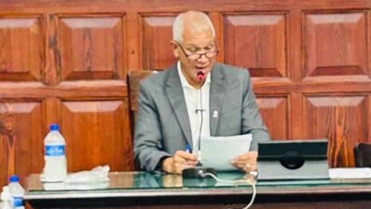 Lucão Fernandes faz pronunciamento emocionado e propõe audiência pública sobre feminicídio