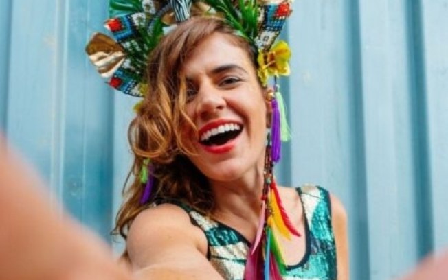 Forrozin de Mariana Aydar celebra Dominguinhos no Carnaval de SP