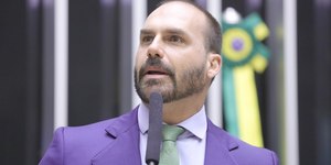 Eduardo Bolsonaro entra na lista de devedores da União