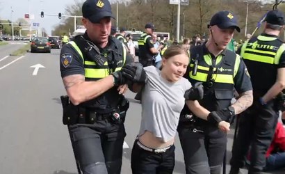 Greta Thunberg é detida pela polícia na Holanda