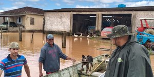 Vale do Ribeira: chuva dá trégua, mas áreas seguem alagadas