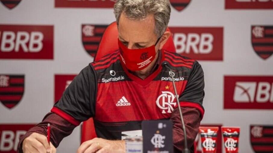 Cotado para assumir cargo na Petrobras, Landim afirma que não deixará o Flamengo