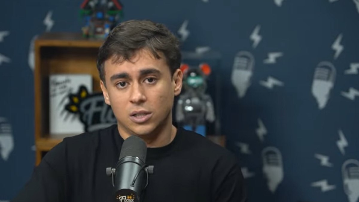 Nikolas Ferreira em entrevista ao Flow Nikolas Ferreira em entrevista ao Flow