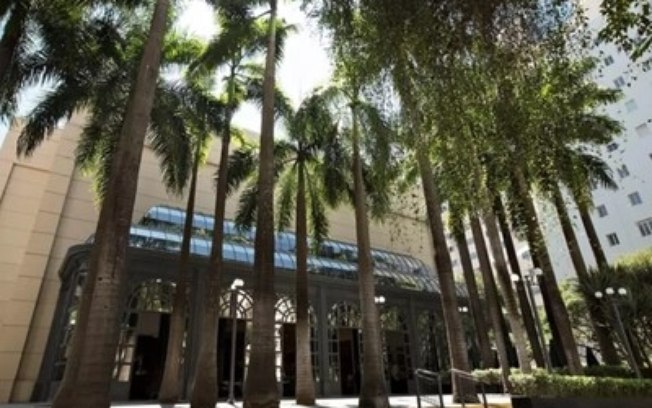 Horários Especiais do Shopping Pátio Higienópolis Para Feriados de Páscoa e Tiradentes Horários Especiais do Shopping Pátio Higienópolis Para Feriados de Páscoa e Tiradentes