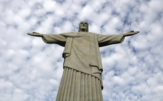 Cristo Redentor lidera buscas de turistas estrangeiros em 2024