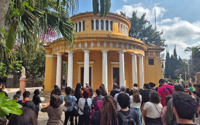 Passeio no Cemitério da Consolação celebra os Modernistas Passeio no Cemitério da Consolação celebra os Modernistas