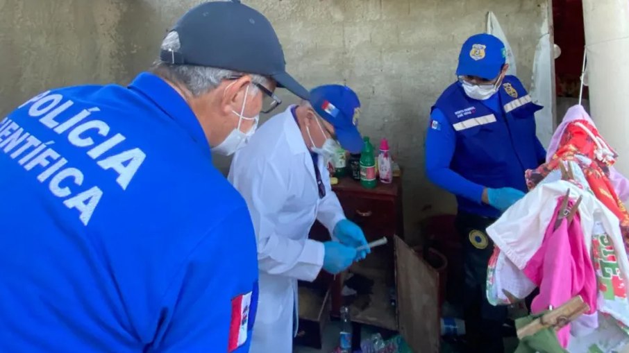 Polícia Científica de Alagoas divulga fotos da casa onde Ana Beatriz foi encontrada morta Polícia Científica de Alagoas divulga fotos da casa onde Ana Beatriz foi encontrada morta