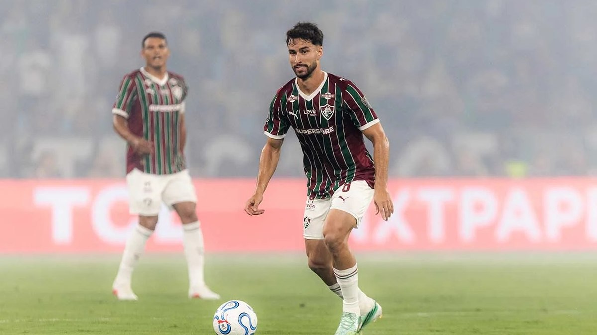 Volante Martinelli passa por artroscopia no joelho e desfalca o Fluminense