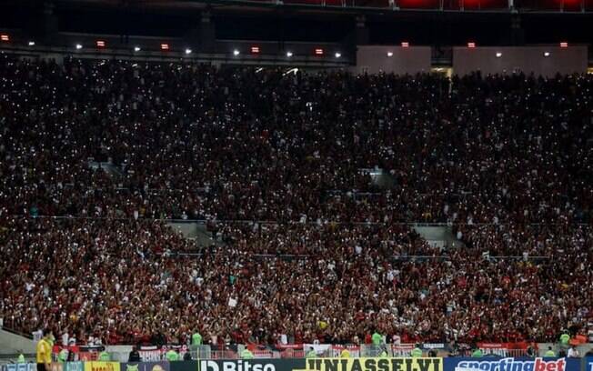 Valeu, Nação! Contra o Palmeiras, torcida do Flamengo estabelece recorde de público do novo Maracanã