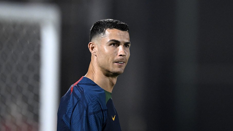 Cristiano Ronaldo recebe convite para atuar no futebol árabe