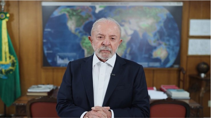 Lula comenta pela primeira vez atual crise no Supremo