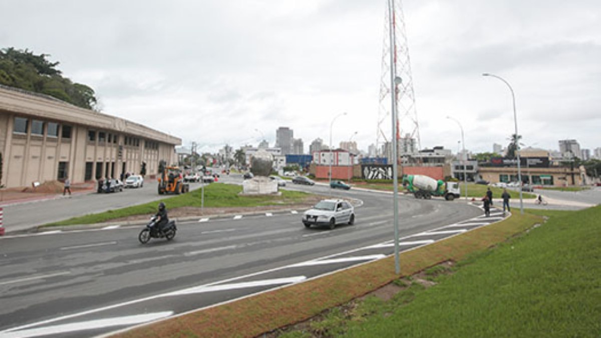 Novo acesso viário para a Av Ayrton Senna passa ser usado por veículos