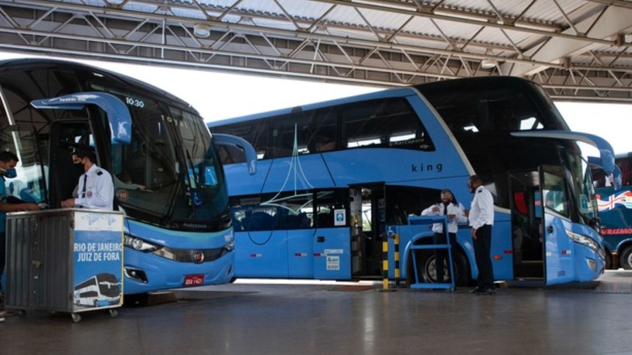 ônibus de transporte Rodoviário de passageiros ônibus de transporte Rodoviário de passageiros