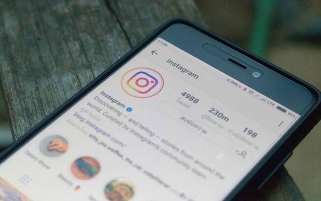 Instagram ficou em inglês  depois de uma atualização na segunda-feira (28)
