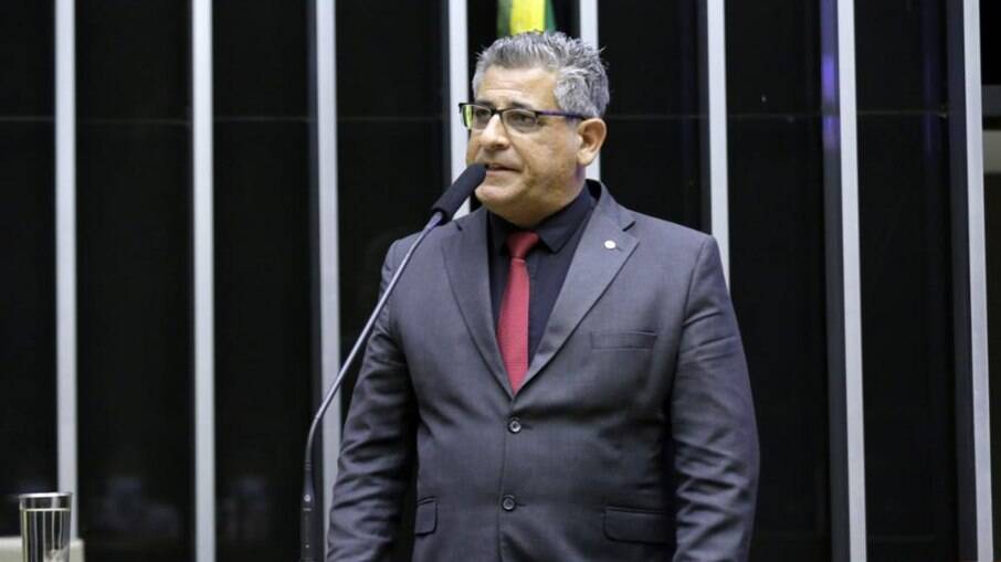 Nereu Crispim (PSL-RS) é responsável por negociar demandas dos caminhoneiros no Congresso Nacional 
