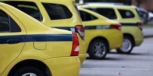 Prefeitura do Rio libera aumento na tarifa dos táxis em dezembro