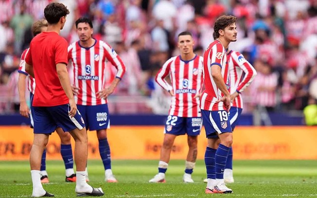 Julian Alvarez deixou o gramado do Estádio Metropolitano sob vaias da torcida do Atlético de Madrid Julian Alvarez deixou o gramado do Estádio Metropolitano sob vaias da torcida do Atlético de Madrid
