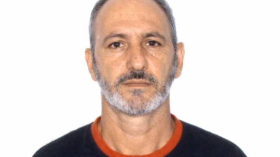 Decio Gouveia Luiz - Decio Portugues