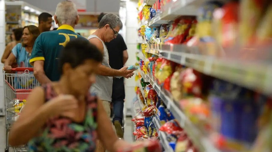 Serviços registram aumento de 0,3% em novembro, diz IBGE